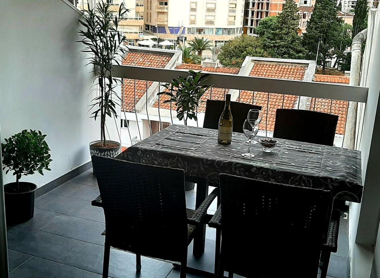 Ric Apartment Будва Екстер'єр фото