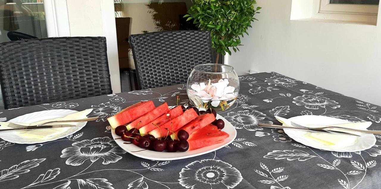 Ric Apartment Будва Екстер'єр фото